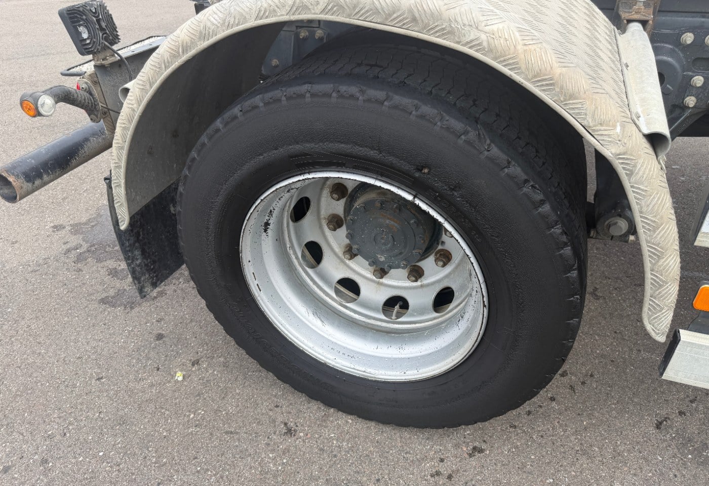 MOTO6625_2959156 vehicle image