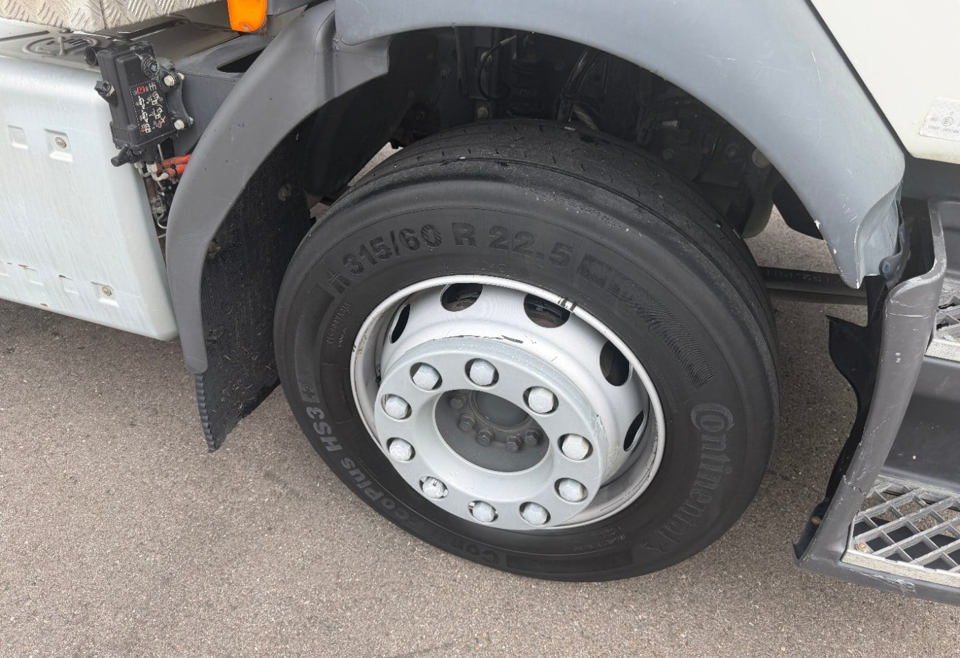 MOTO6625_2959156 vehicle image