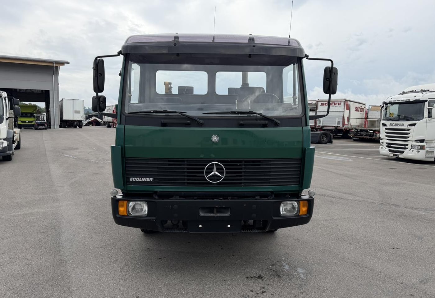 MOTO6625_2959793 vehicle image