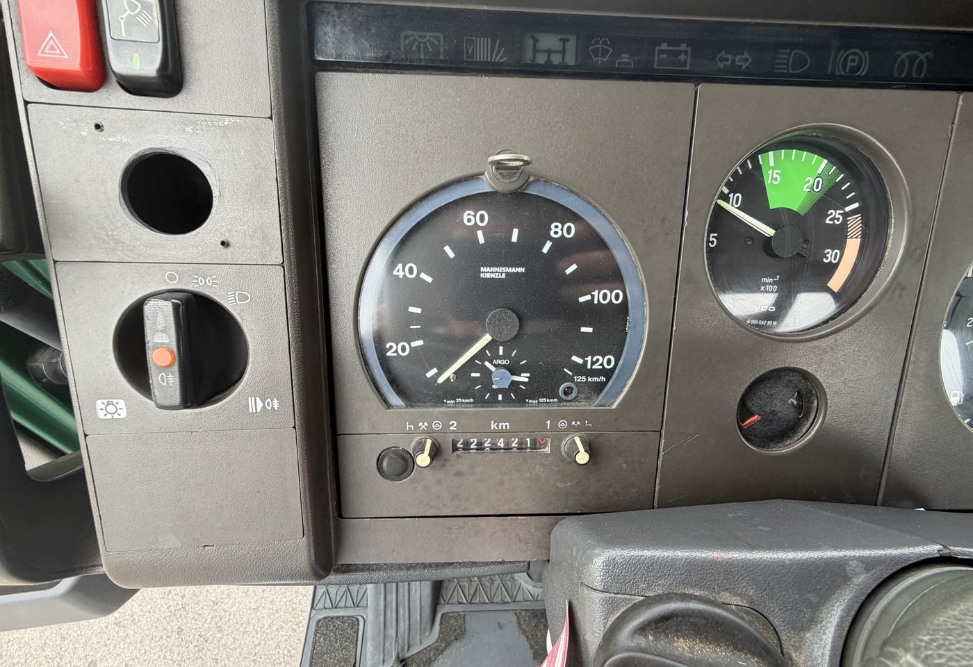 MOTO6625_2959793 vehicle image