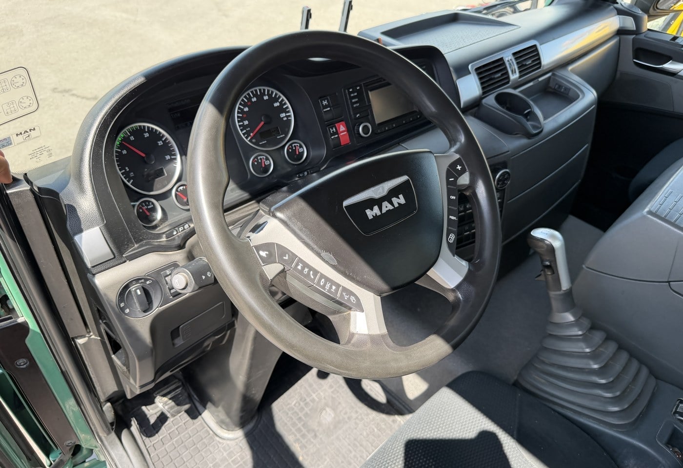 MOTO6625_2959238 vehicle image