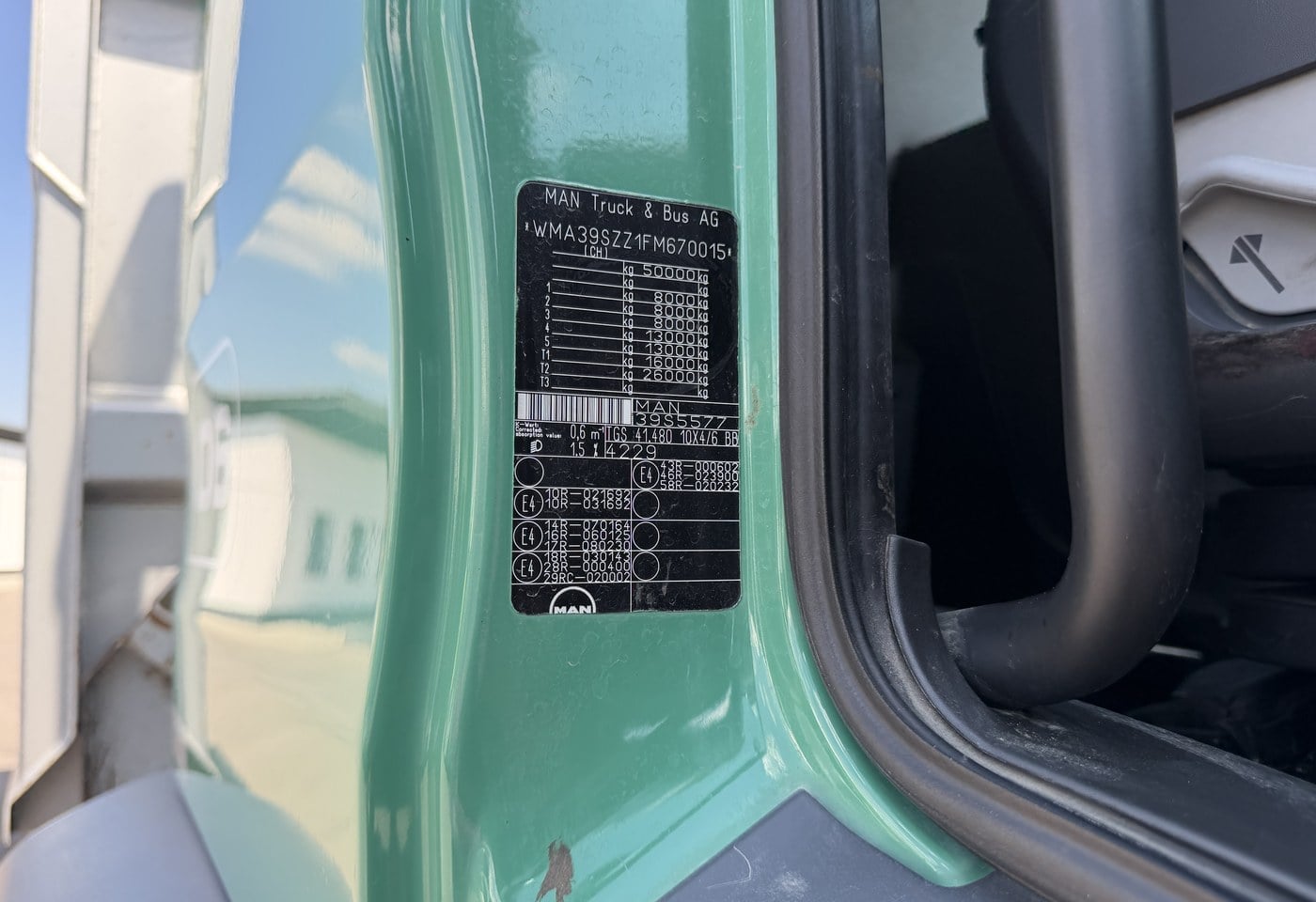 MOTO6625_2959238 vehicle image