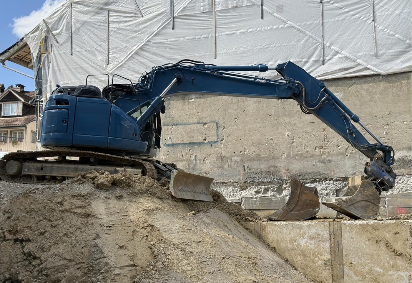 MOTO6625_2992547 vehicle image