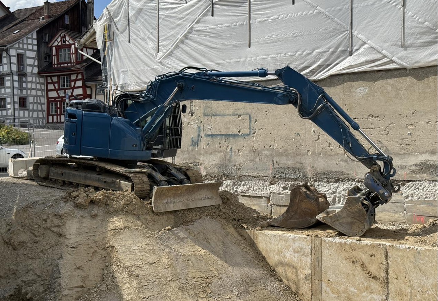 MOTO6625_2992547 vehicle image