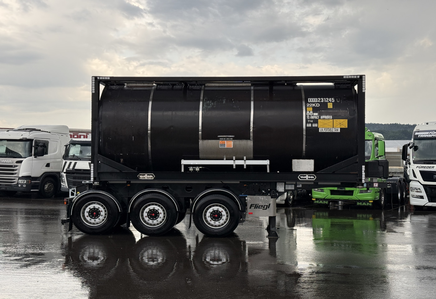 MOTO6625_2974697 vehicle image