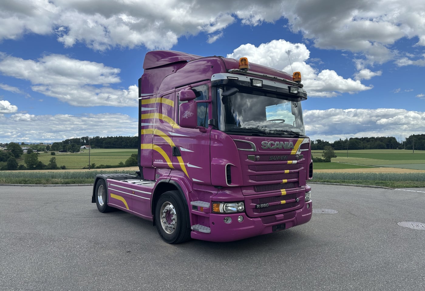 MOTO6625_2966239 vehicle image