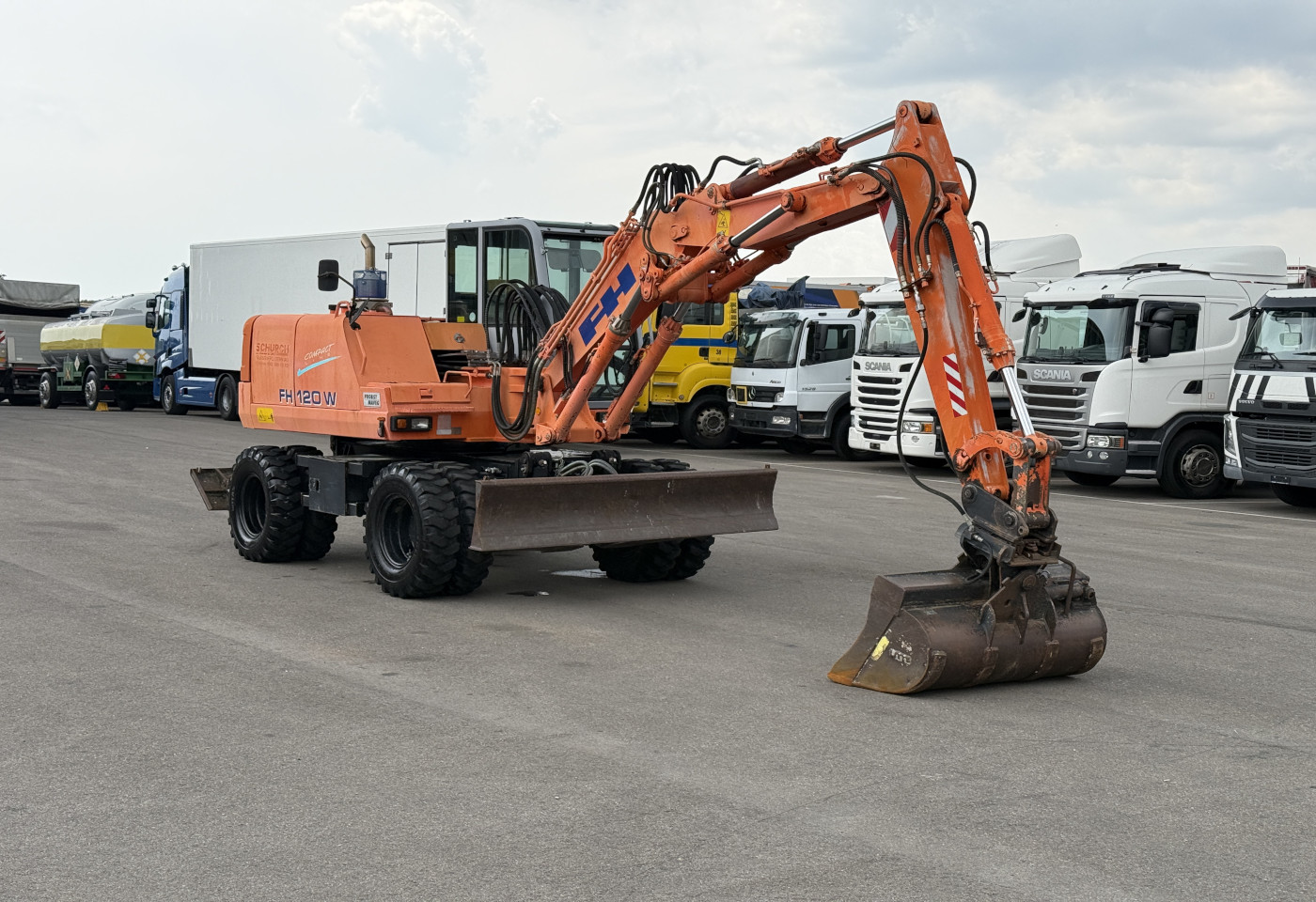 MOTO6625_2982165 vehicle image