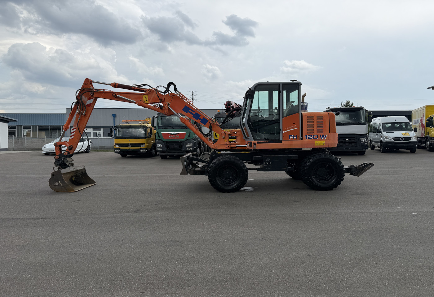 MOTO6625_2982165 vehicle image
