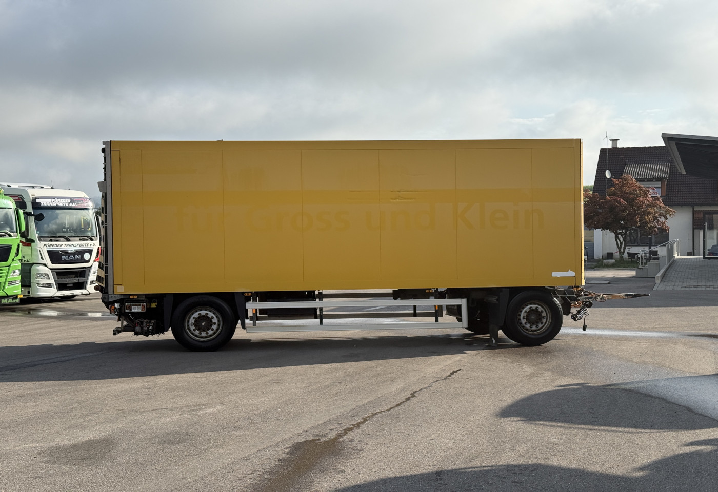 MOTO6625_2976399 vehicle image
