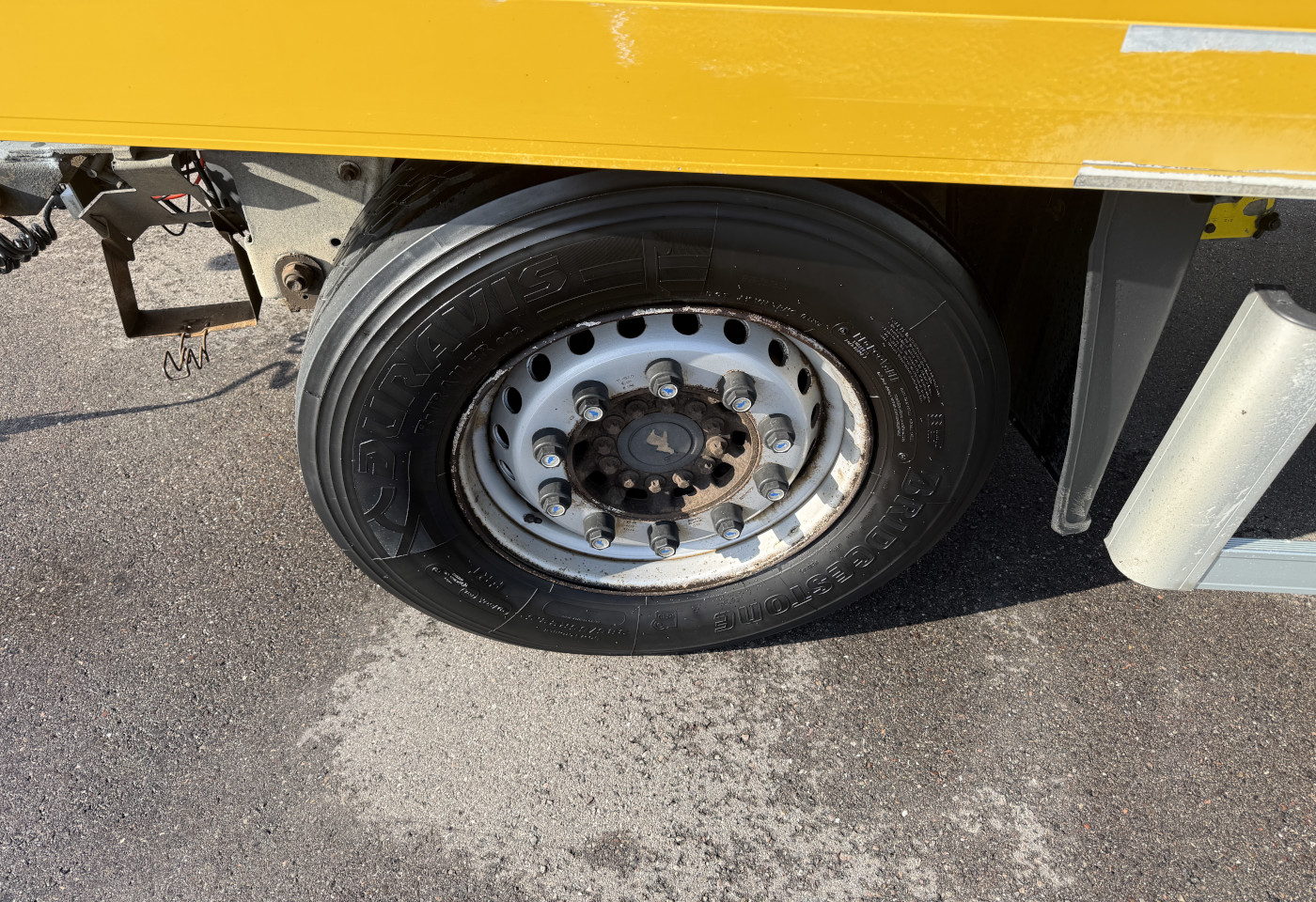 MOTO6625_2976399 vehicle image