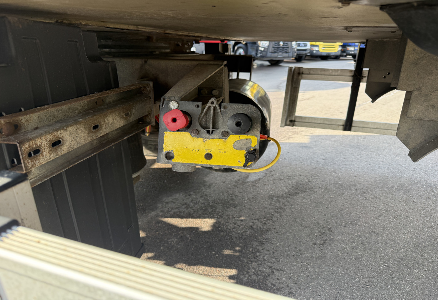 MOTO6625_2976399 vehicle image