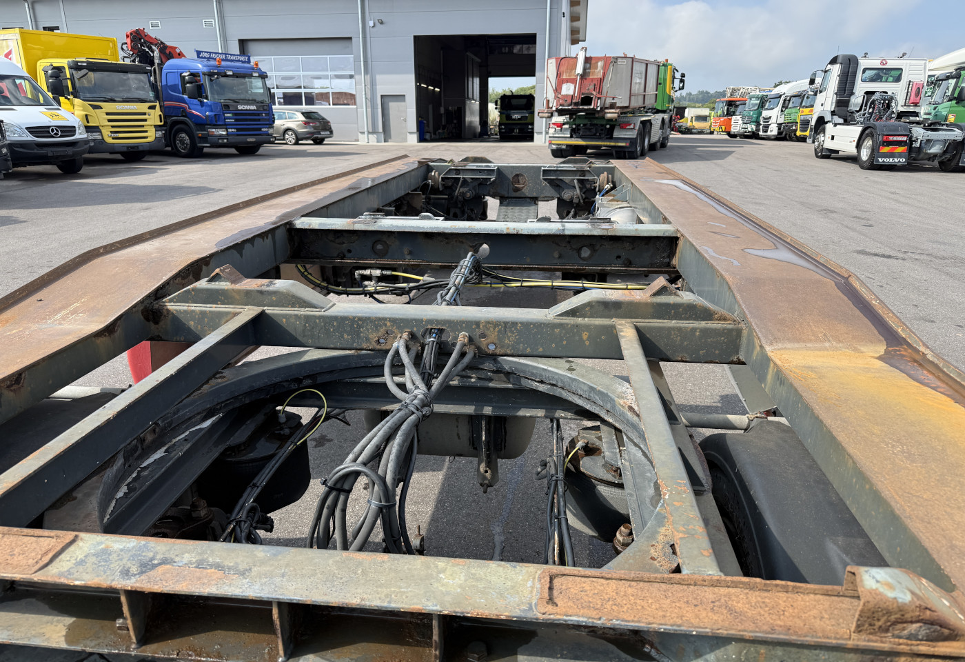 MOTO6625_2975468 vehicle image