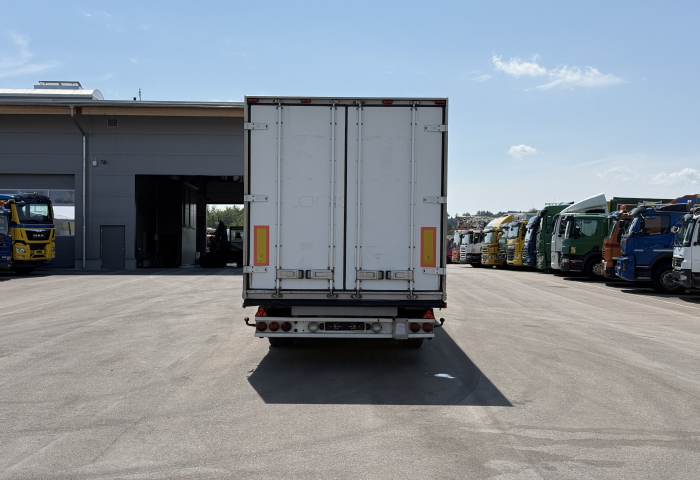 MOTO6625_2975469 vehicle image