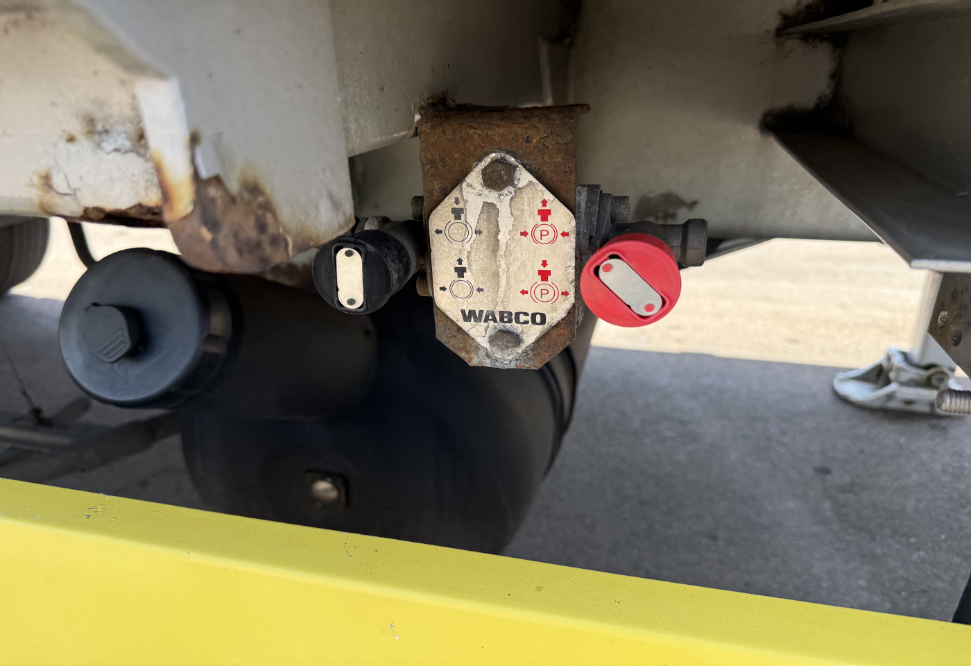 MOTO6625_2975469 vehicle image