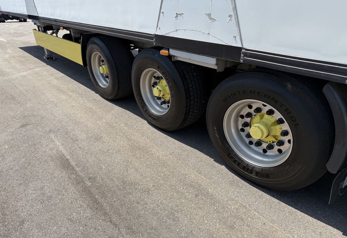 MOTO6625_2975469 vehicle image