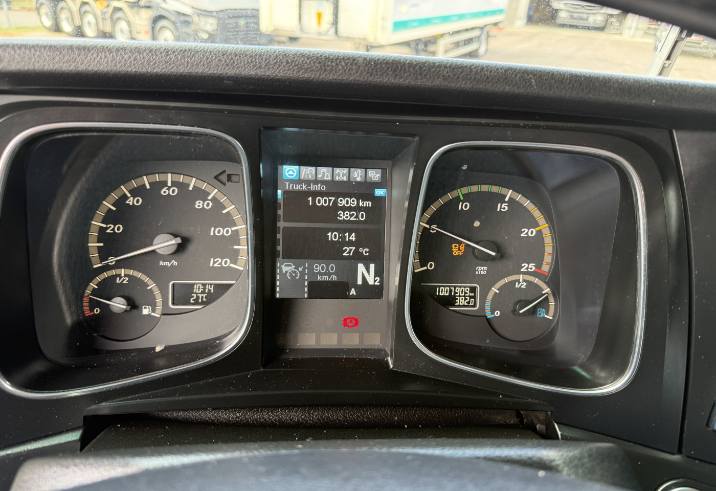 MOTO6625_2987917 vehicle image