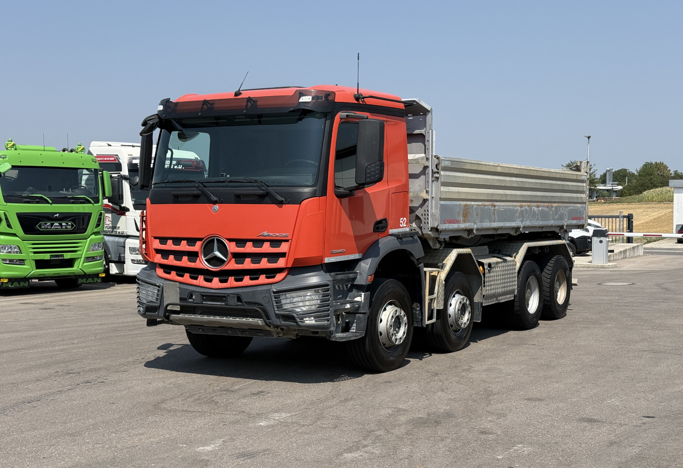 MOTO6625_2992301 vehicle image