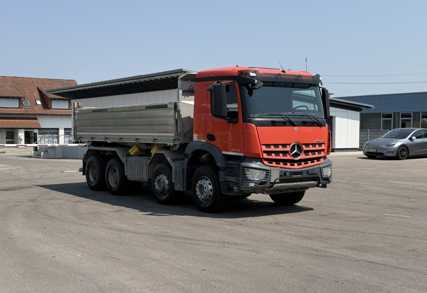 MOTO6625_2992301 vehicle image