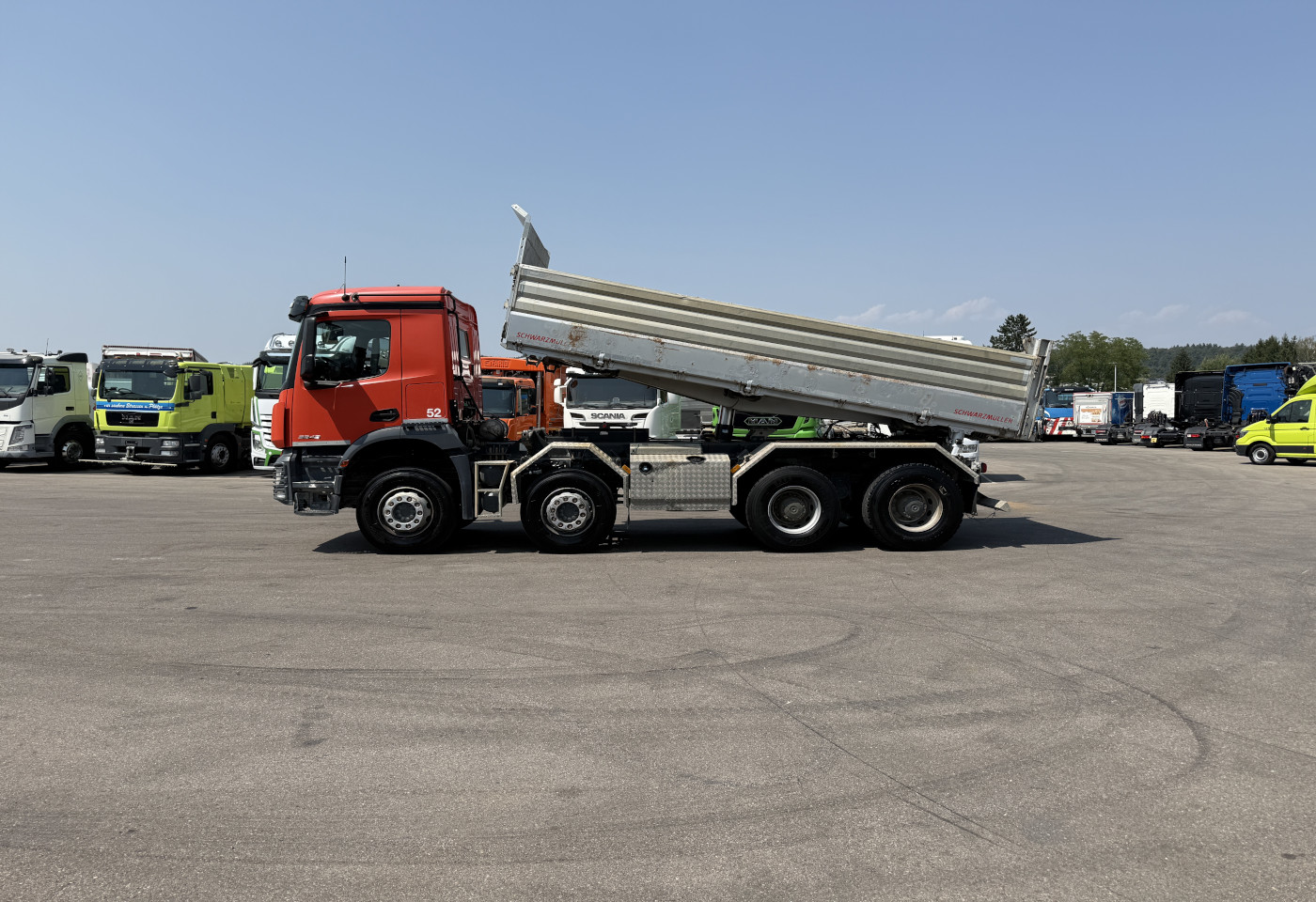 MOTO6625_2992301 vehicle image