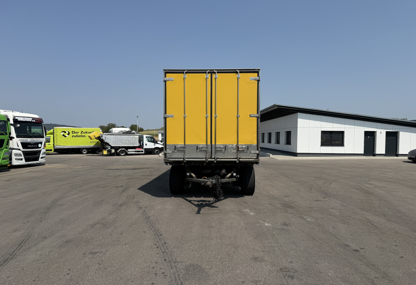MOTO6625_2992614 vehicle image
