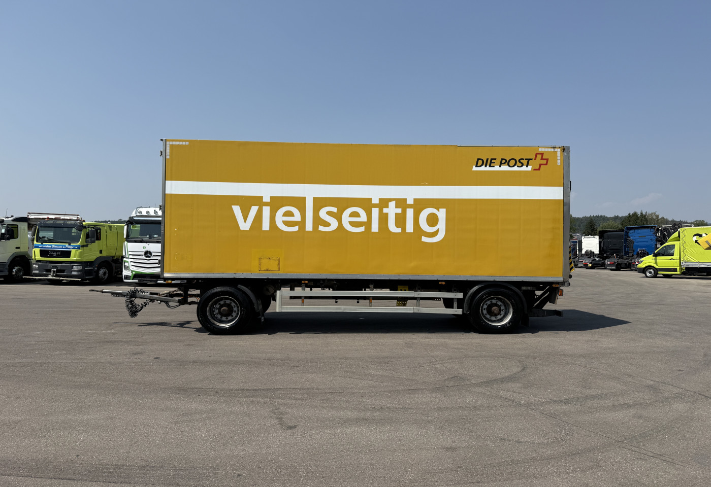 MOTO6625_2992614 vehicle image