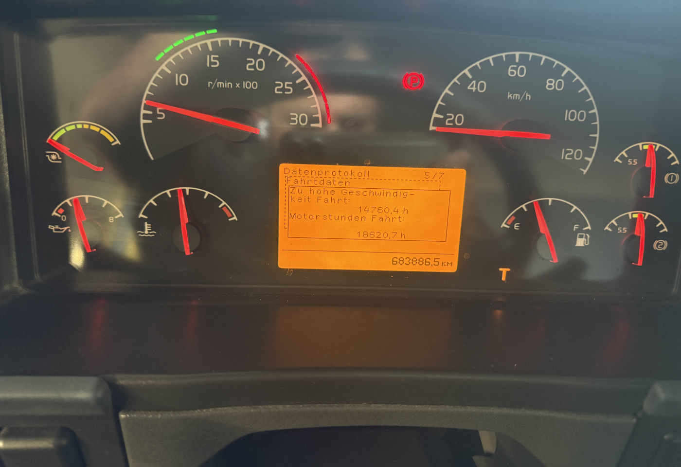 MOTO6625_2994387 vehicle image