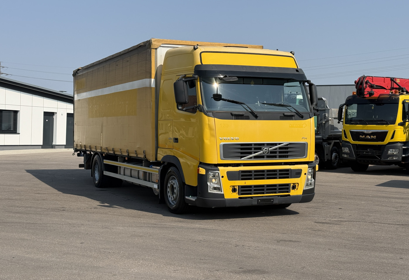 MOTO6625_2994387 vehicle image