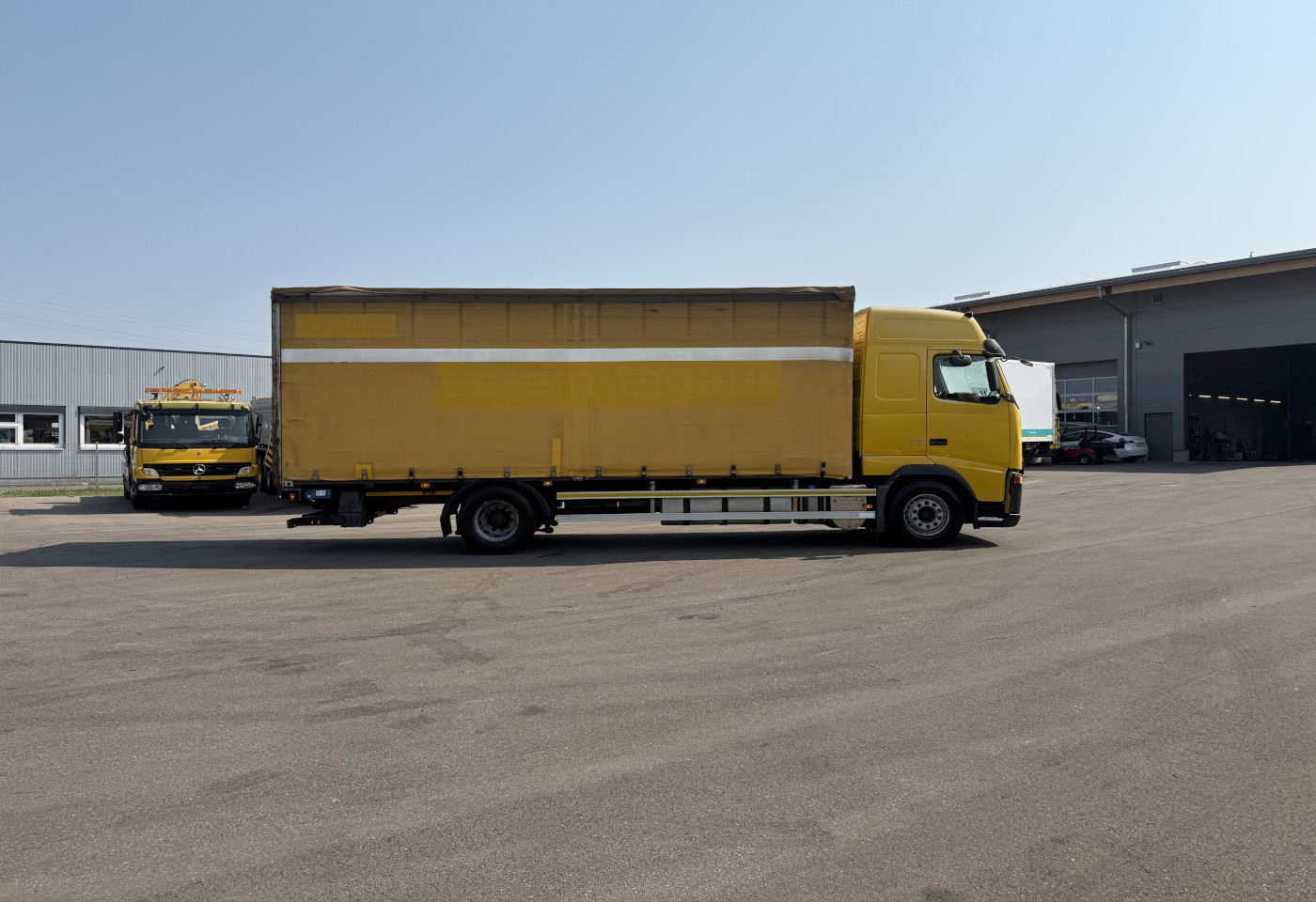 MOTO6625_2994387 vehicle image
