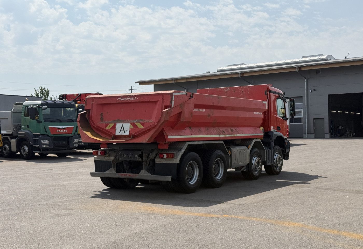MOTO6625_2992523 vehicle image