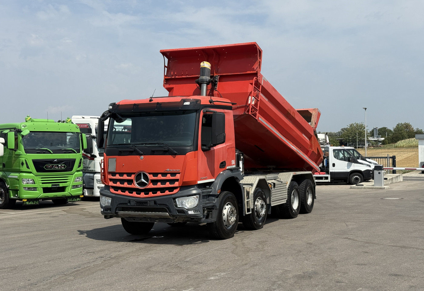 MOTO6625_2992523 vehicle image