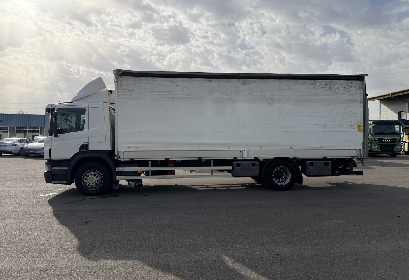 MOTO6625_3022796 vehicle image