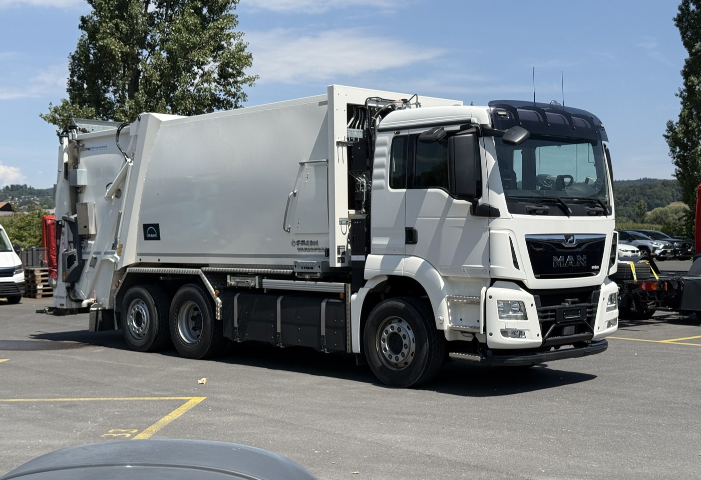 MOTO6625_3005625 vehicle image