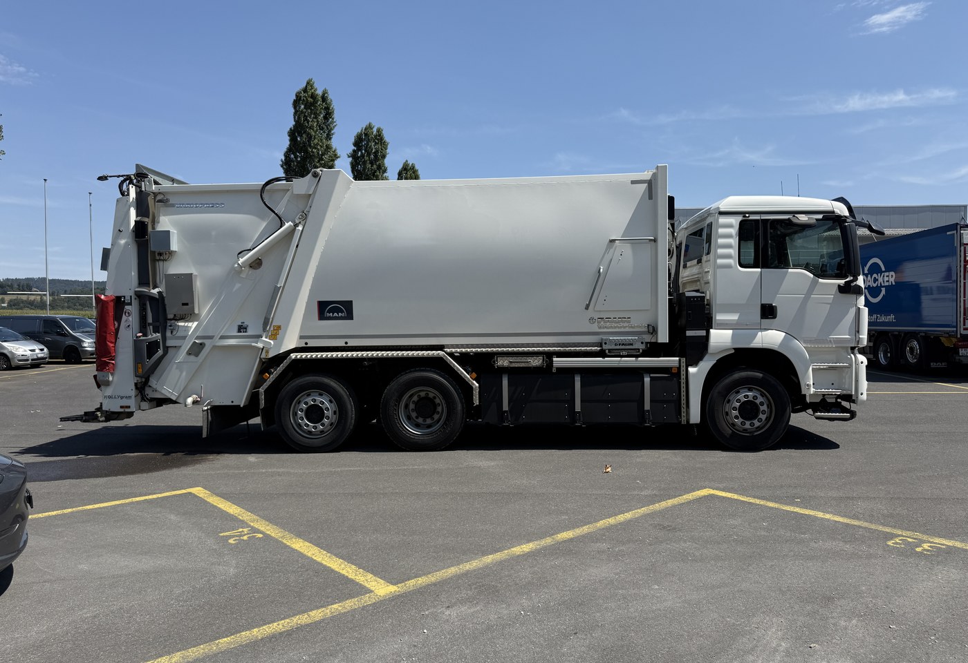 MOTO6625_3005625 vehicle image