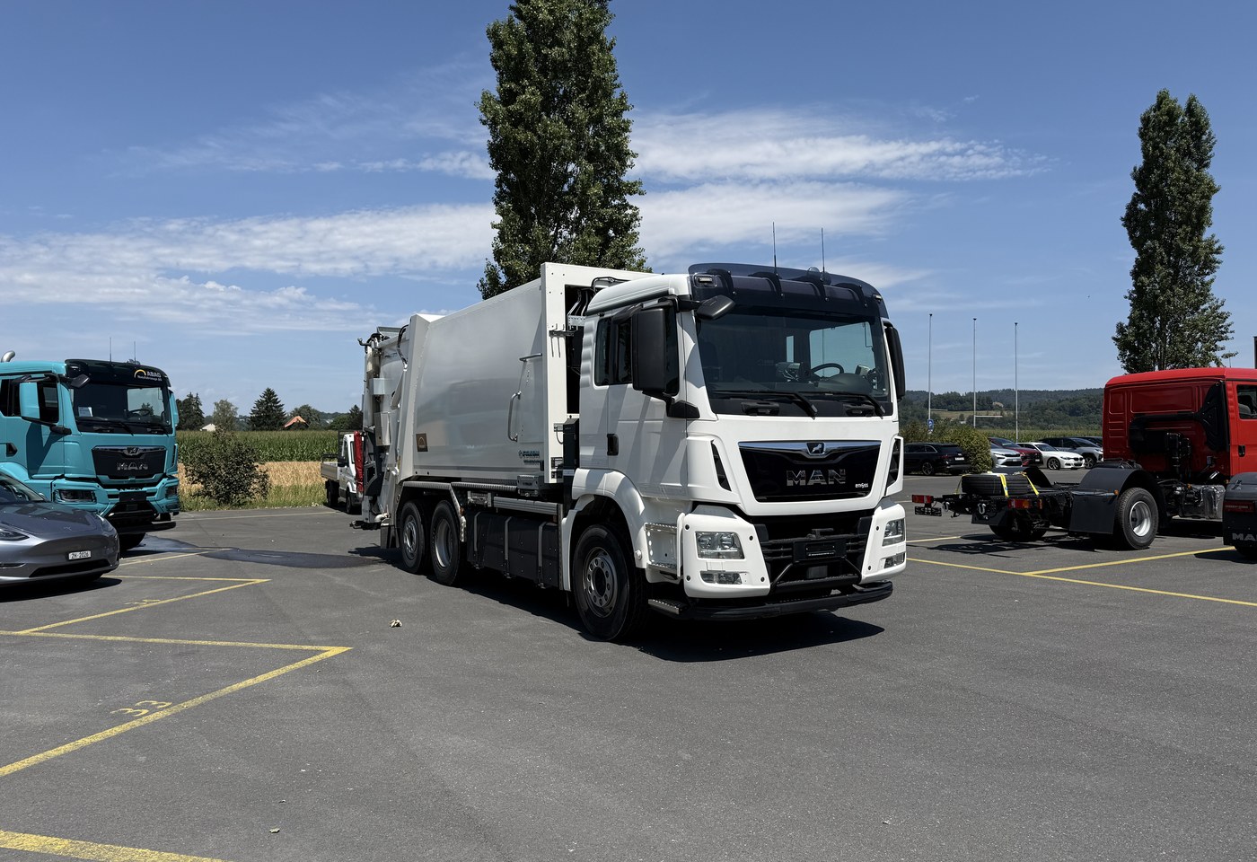 MOTO6625_3005625 vehicle image
