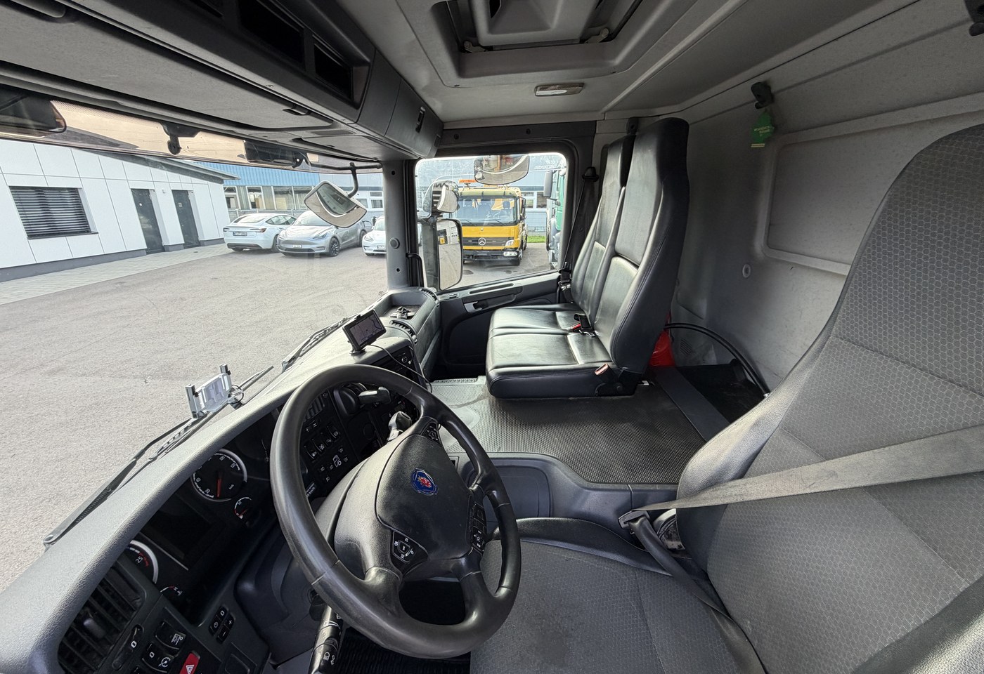 MOTO6625_3022796 vehicle image