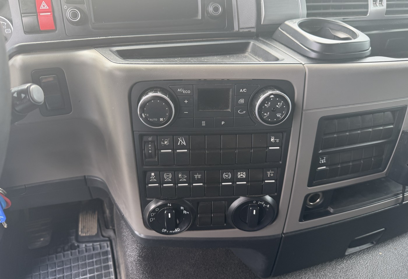 MOTO6625_3013979 vehicle image
