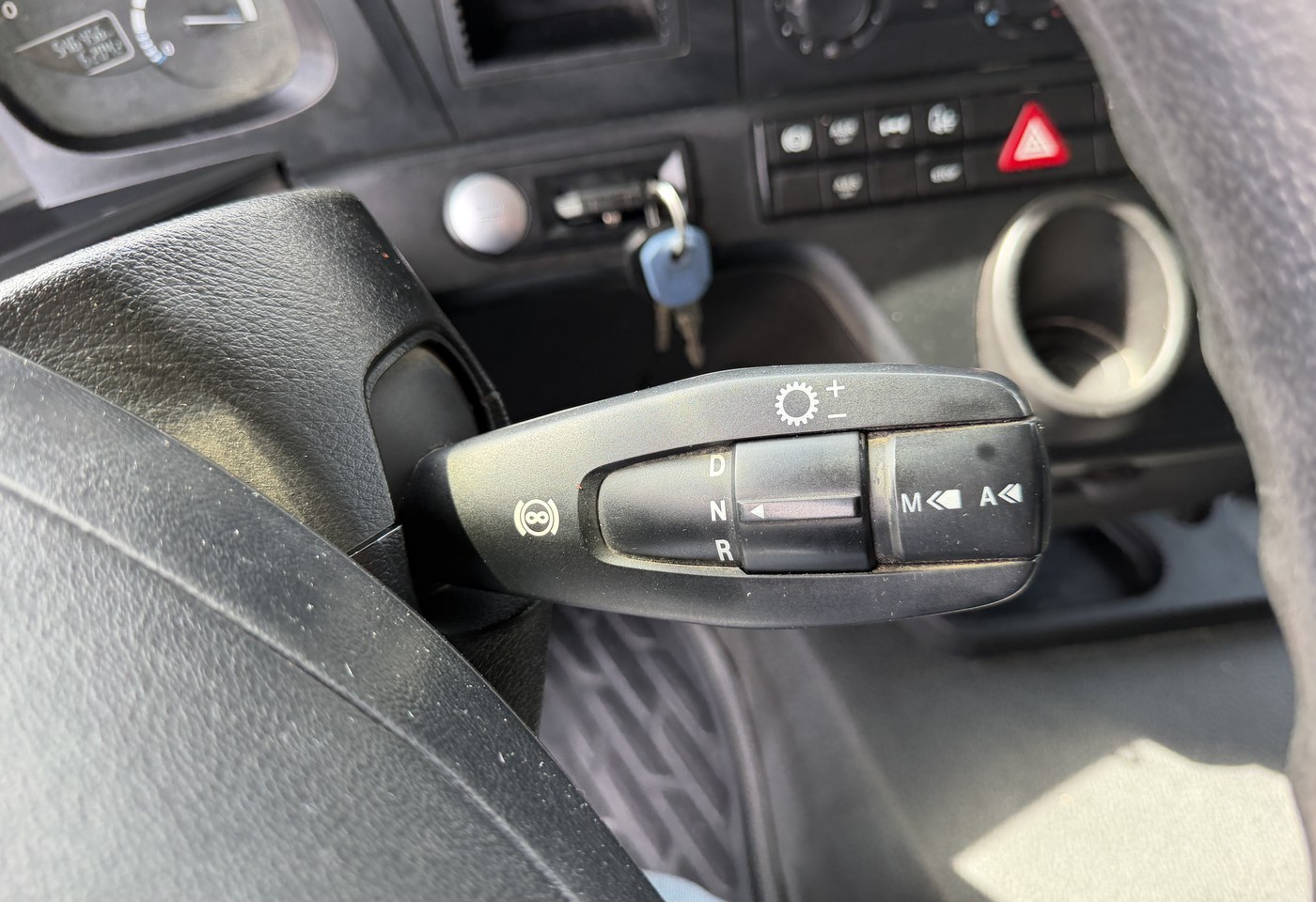 MOTO6625_3017449 vehicle image