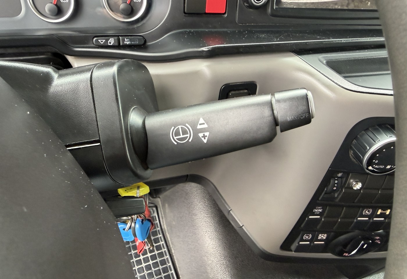 MOTO6625_3022794 vehicle image