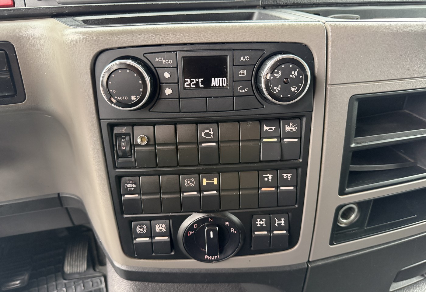 MOTO6625_3022794 vehicle image