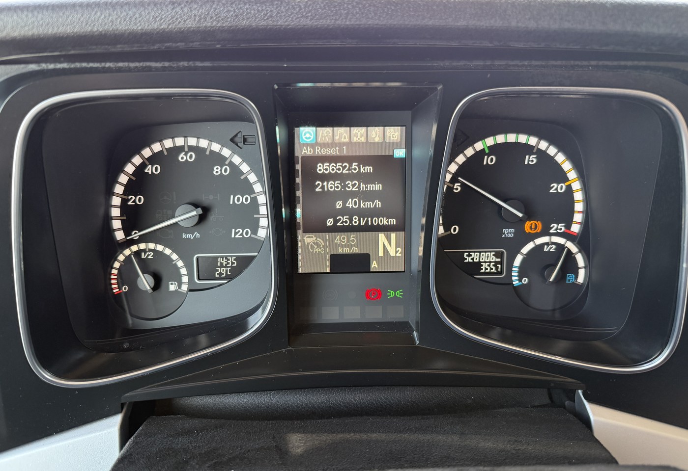 MOTO6625_3021740 vehicle image