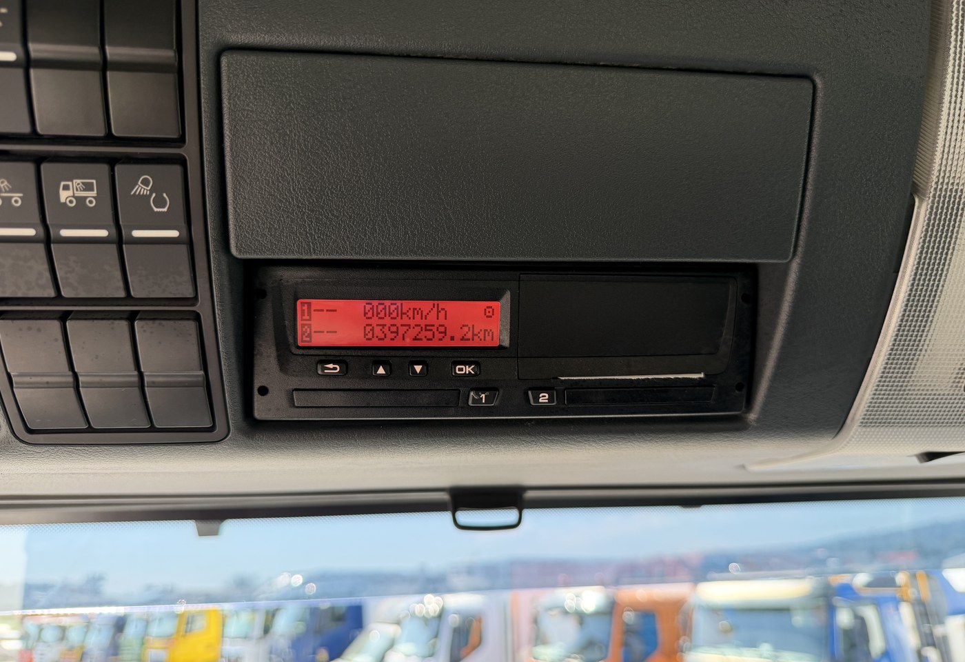 MOTO6625_3007900 vehicle image