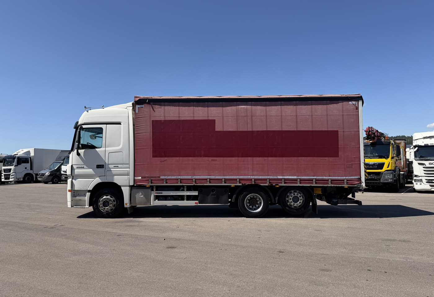MOTO6625_3013550 vehicle image
