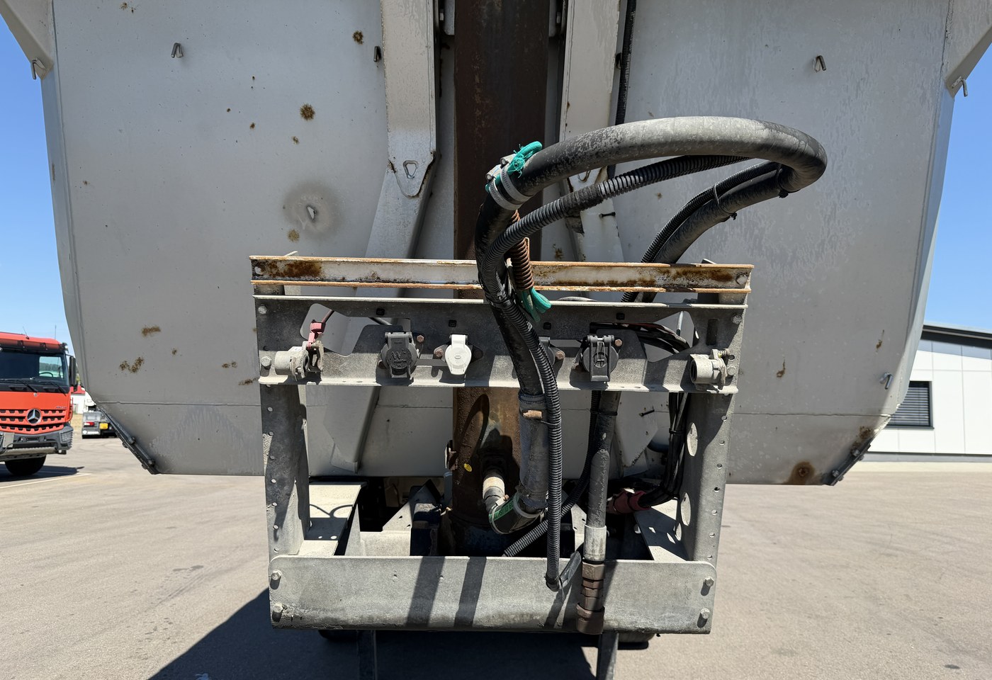 MOTO6625_3013336 vehicle image