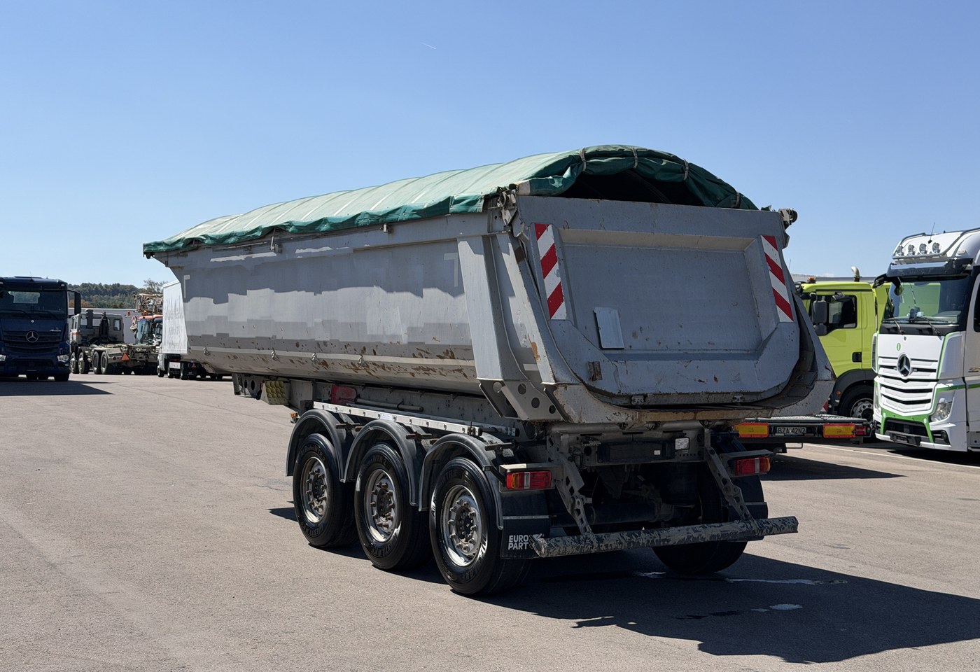 MOTO6625_3013336 vehicle image