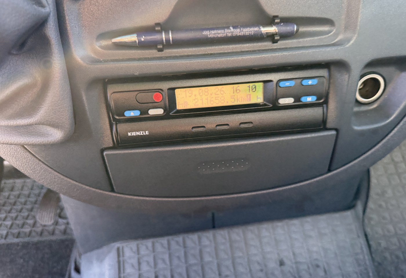 MOTO6625_3016341 vehicle image