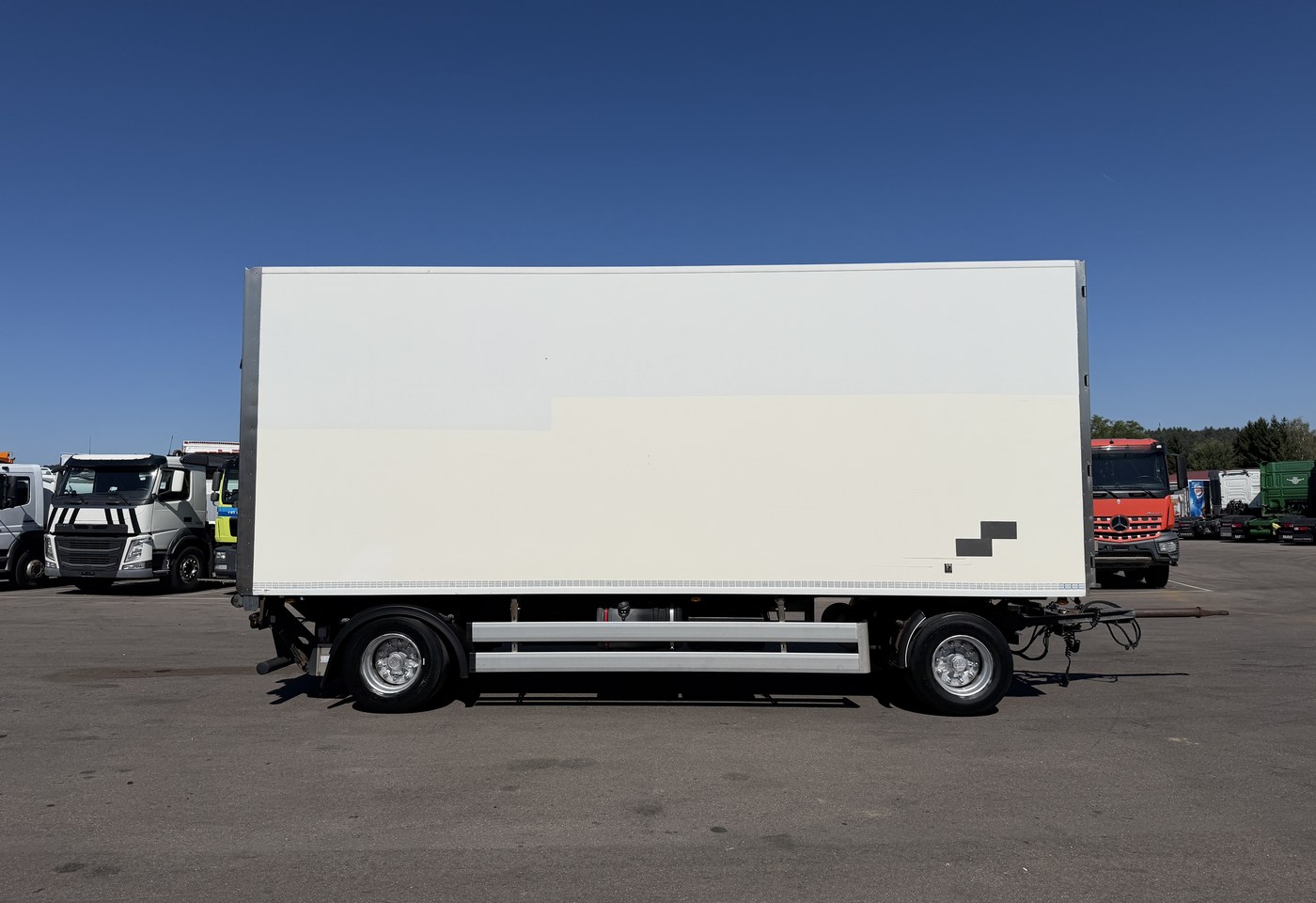 MOTO6625_3007039 vehicle image