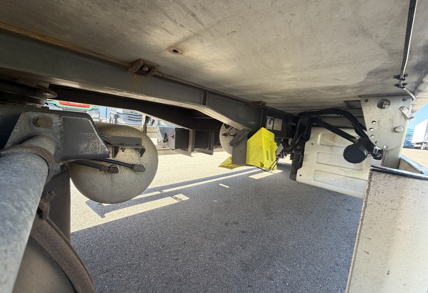 MOTO6625_3007039 vehicle image