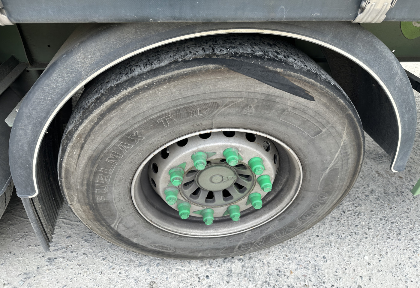 MOTO6625_3012599 vehicle image