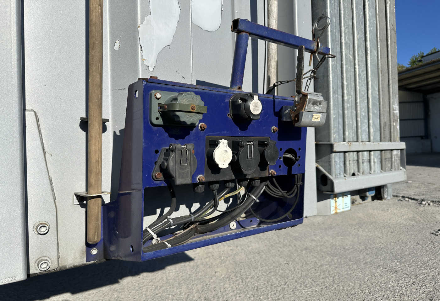 MOTO6625_3012600 vehicle image