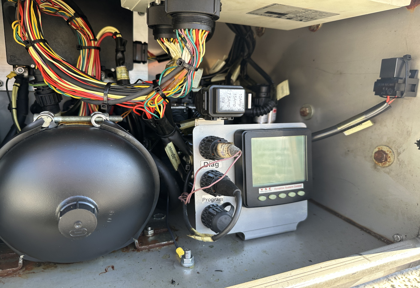 MOTO6625_3012600 vehicle image